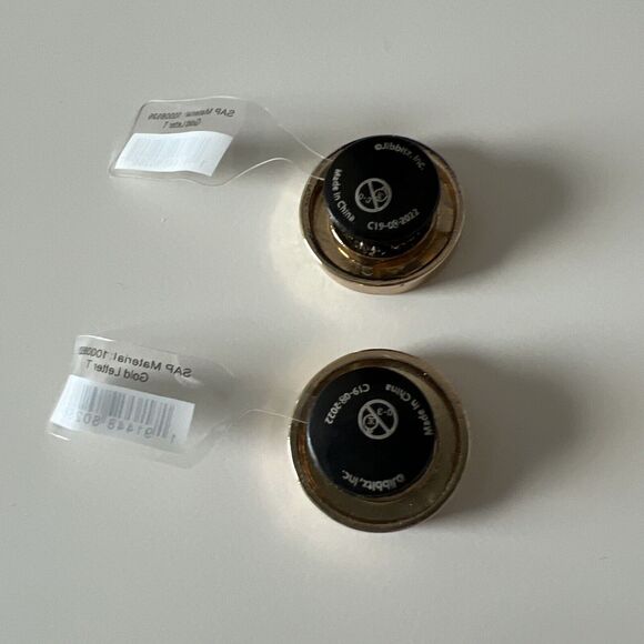 Crocs Jibbitz Shoe Charm Gold Metal Letter T Set Of 2 - Picture 2 of 4